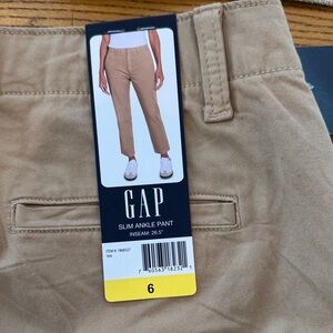 GAP Womens Tan Slim Chinos